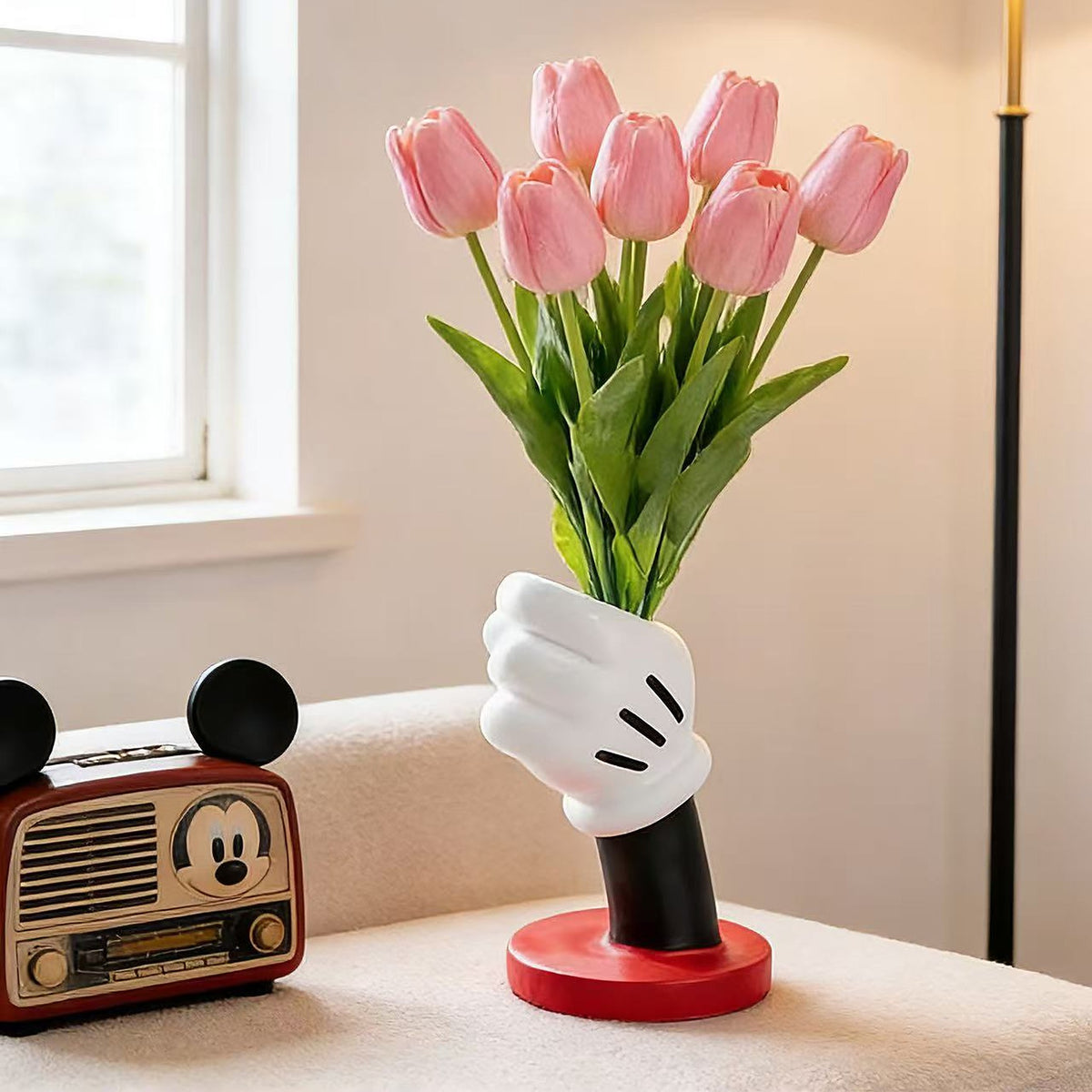 Mickey Glove Holder – 3D Printed Vase & Remote Holder