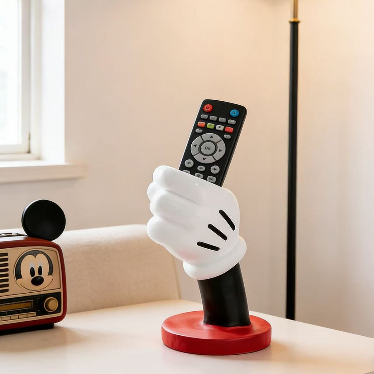 Mickey Glove Holder – 3D Printed Vase & Remote Holder – photo 2