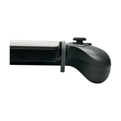 Side profile of the holder, clamp and controller on the tablet edge